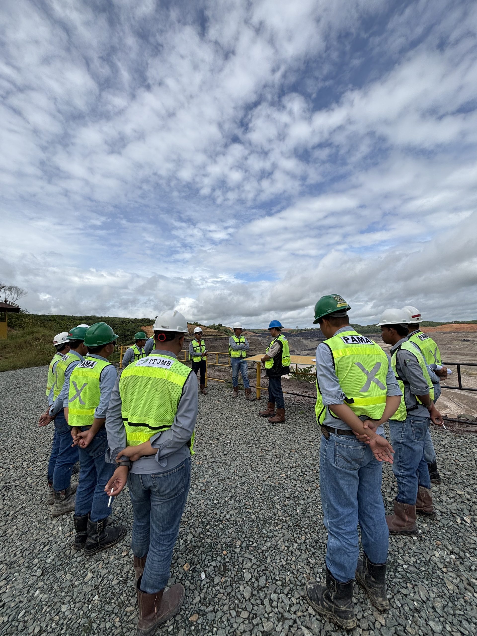 Geotechnical Study for Slope Stability and In-Pit Dump (IPD) Bearing Capacity Evaluation PT Jembayan Muara Bara